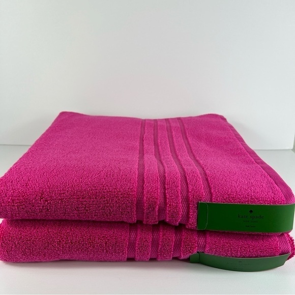 🛍️Kate Spade New York Bath Towel Set - Hot Pink - 100% Cotton - 2 Piece Set NEW - Picture 1 of 5